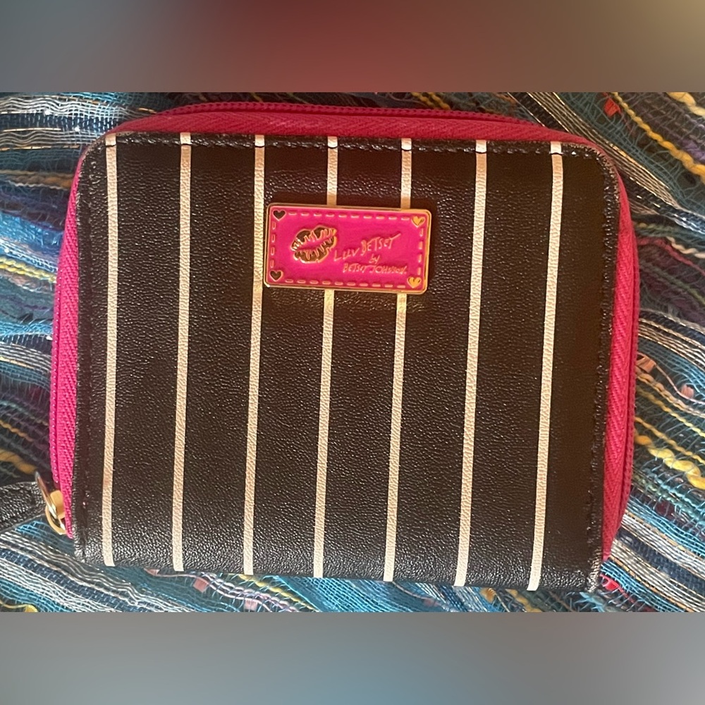 Betsey Johnson adorable black and white striped wallet. Apx 5 x 4” inches. NWOT